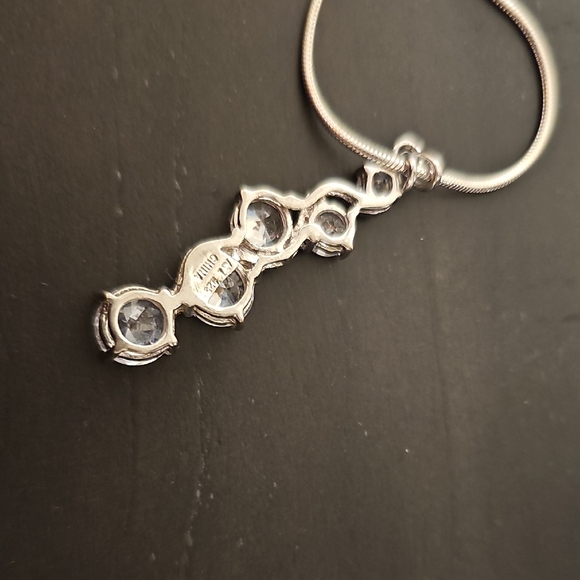 Elegant Sterling Silver Cz Drop Pendant With New Ss Chain Necklace - Picture 4 of 9